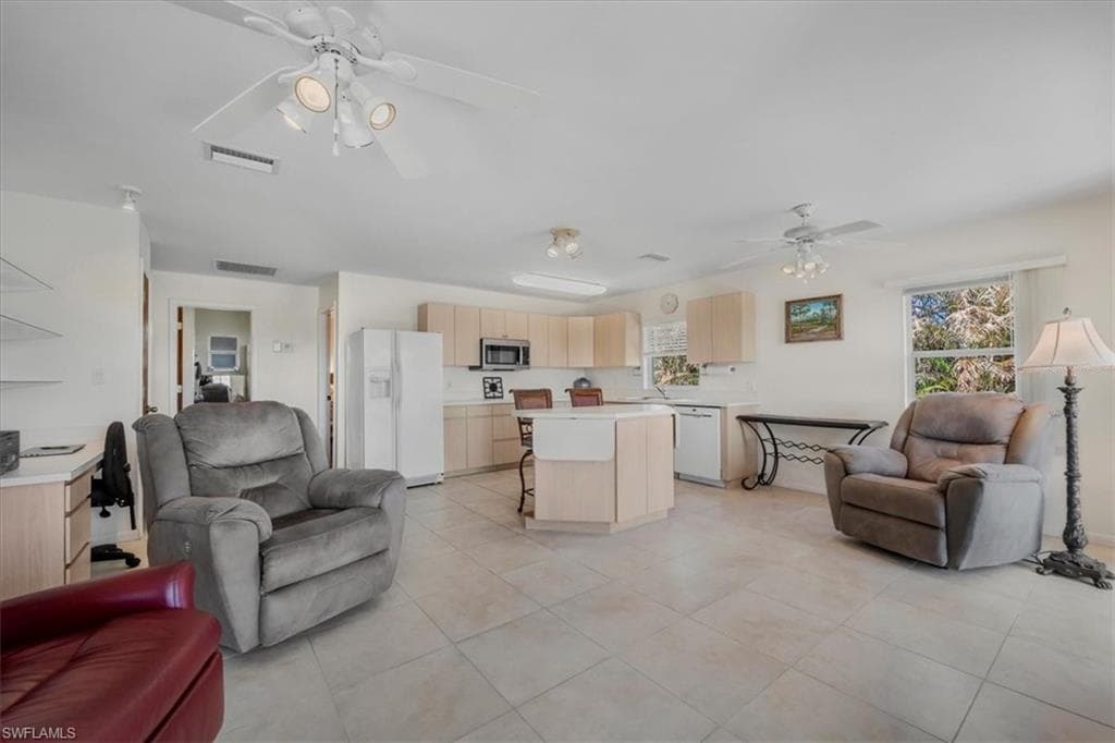 1079 Lock LN-8