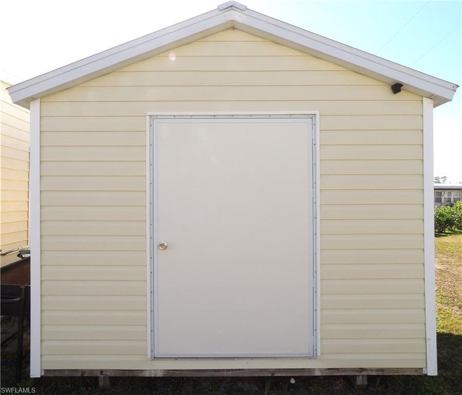 563 Timber LN S-19