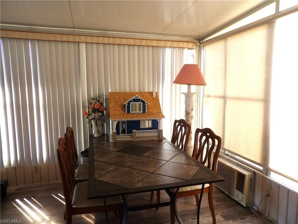 563 Timber LN S-8