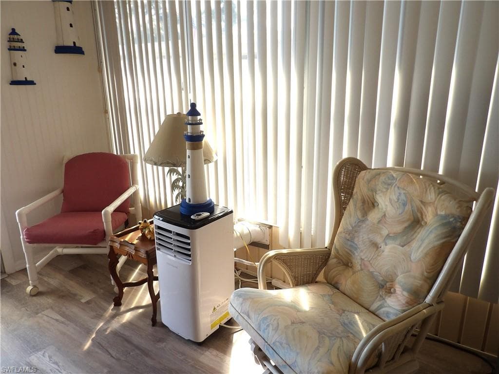 563 Timber LN S-9