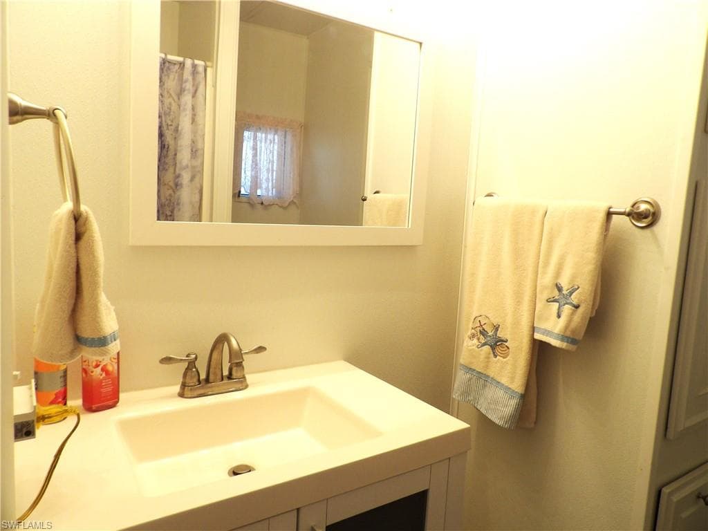 563 Timber LN S-17