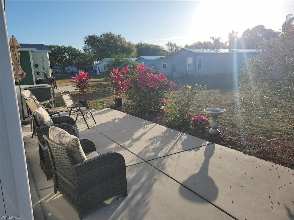 10390 Wales LOOP-22
