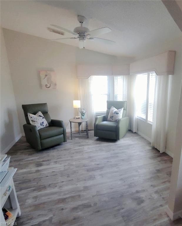 10390 Wales LOOP-15