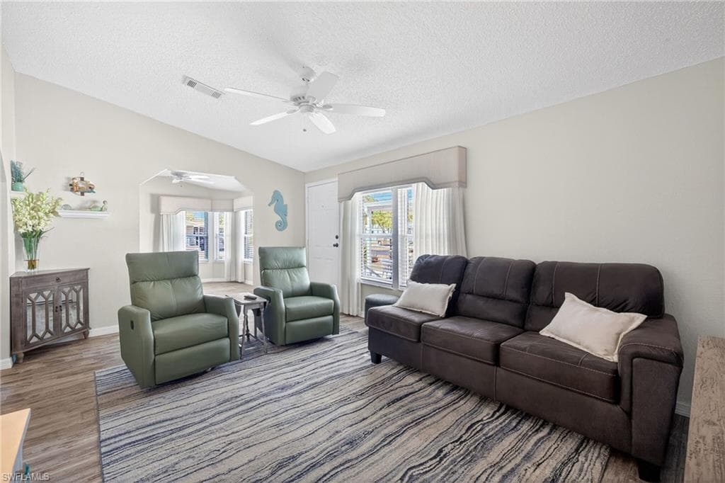 10390 Wales LOOP-2