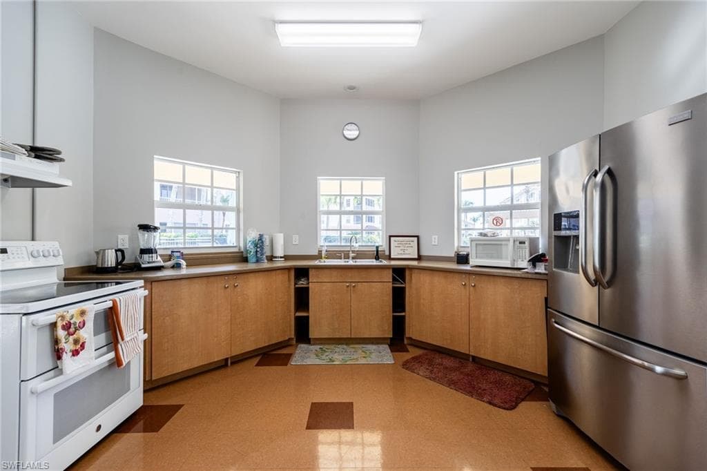 1105 Van Loon Commons CIR 304-31