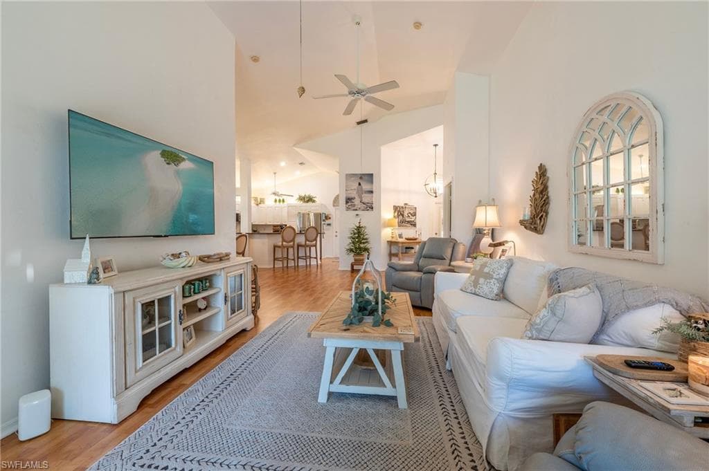 129 Sabal Lake DR, NAPLES FL 34104-5