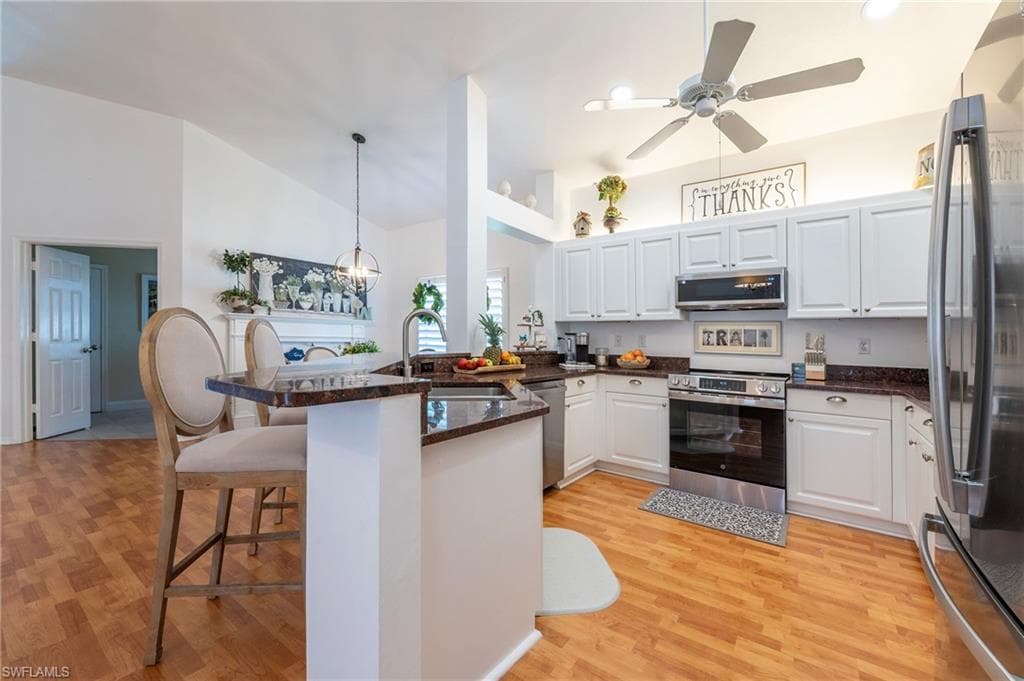 129 Sabal Lake DR, NAPLES FL 34104-11