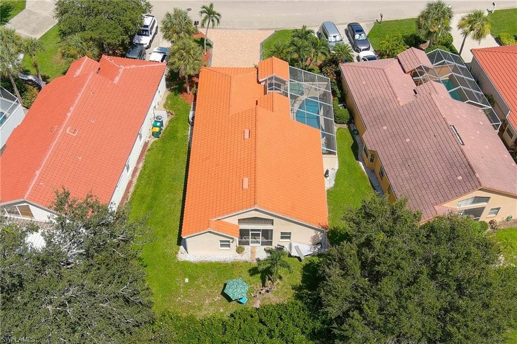 129 Sabal Lake DR, NAPLES FL 34104-27