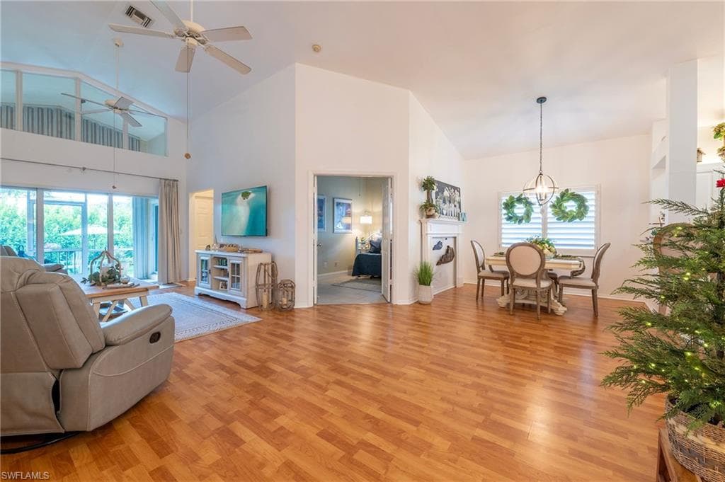 129 Sabal Lake DR, NAPLES FL 34104-8