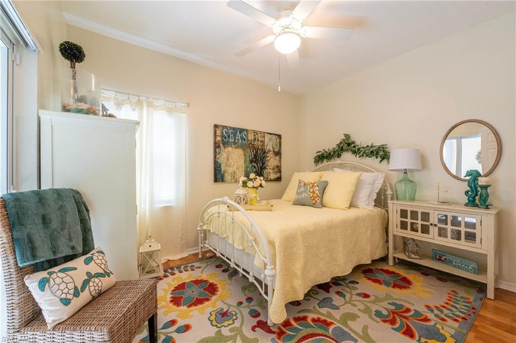 129 Sabal Lake DR, NAPLES FL 34104-17