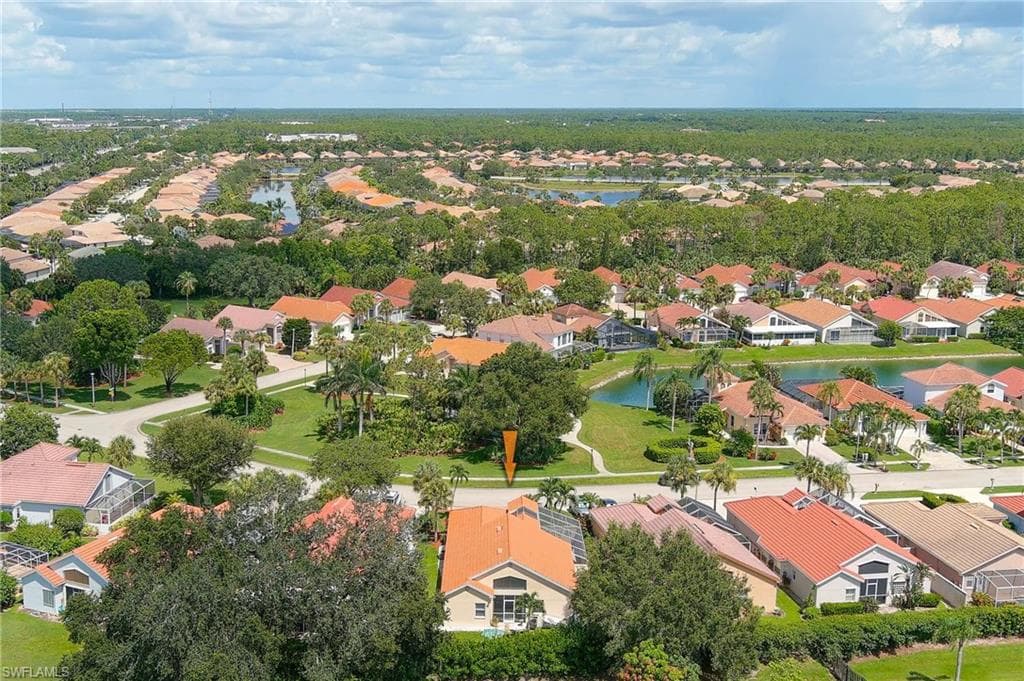 129 Sabal Lake DR, NAPLES FL 34104-28