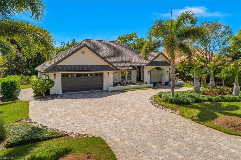 720 Shadow Lake LN-2