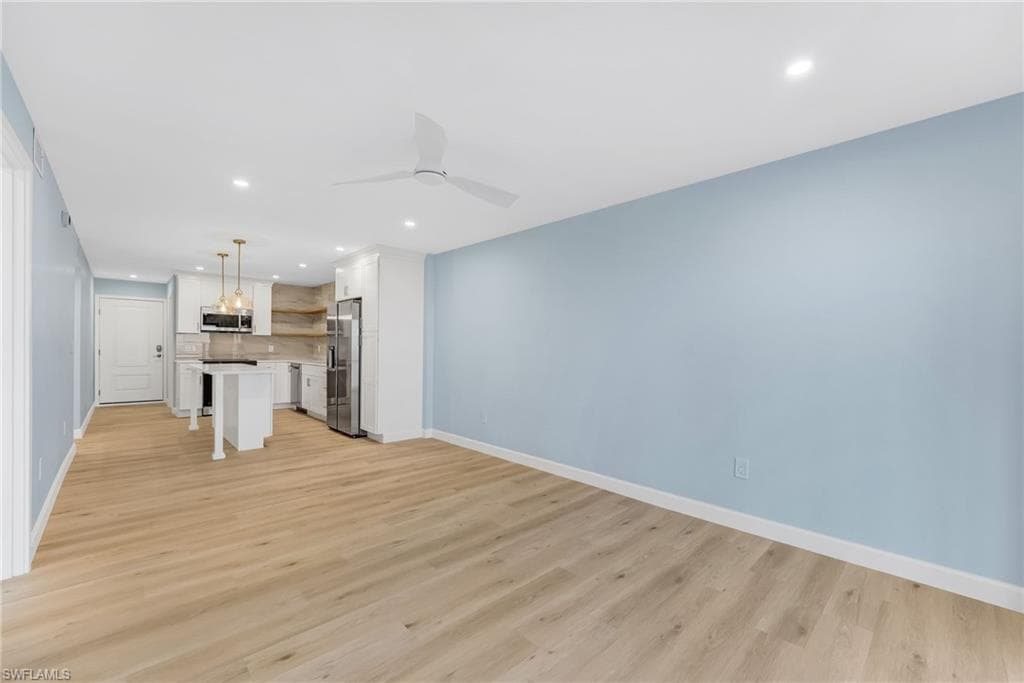 760 Sextant DR # 1051, SANIBEL FL 33957-12