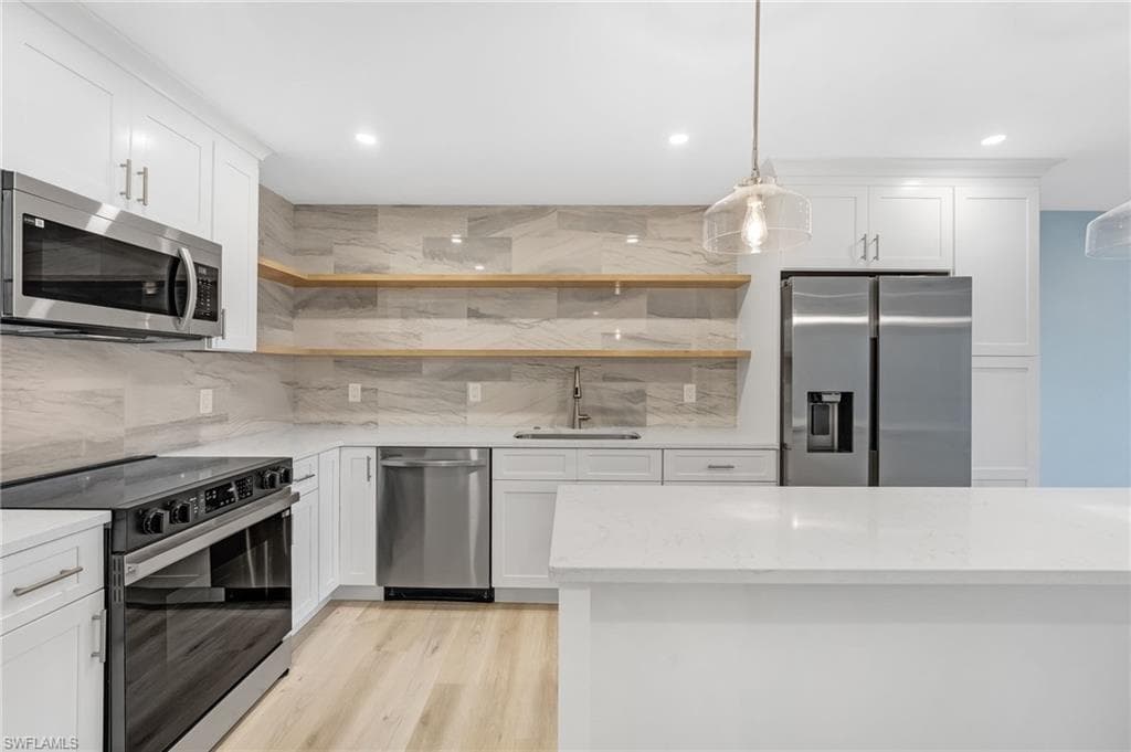 760 Sextant DR # 1051, SANIBEL FL 33957-6