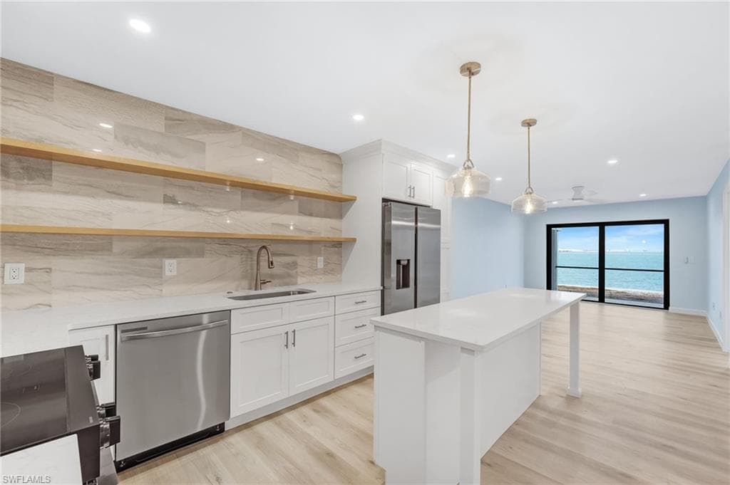 760 Sextant DR # 1051, SANIBEL FL 33957-4