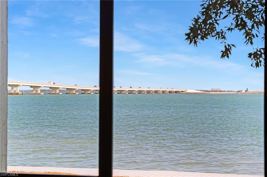 760 Sextant DR # 1051, SANIBEL FL 33957-32