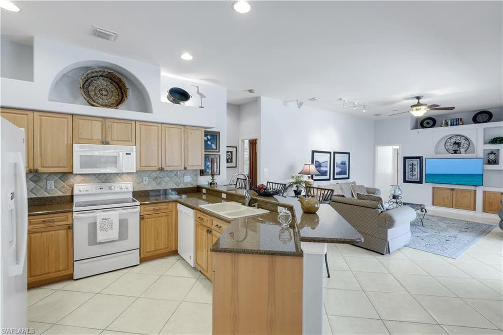 9550 Cedar Creek DR, BONITA SPRINGS FL 34135-6