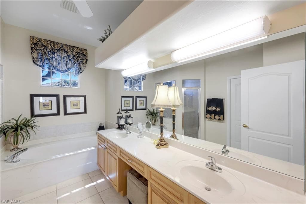 9550 Cedar Creek DR, BONITA SPRINGS FL 34135-14