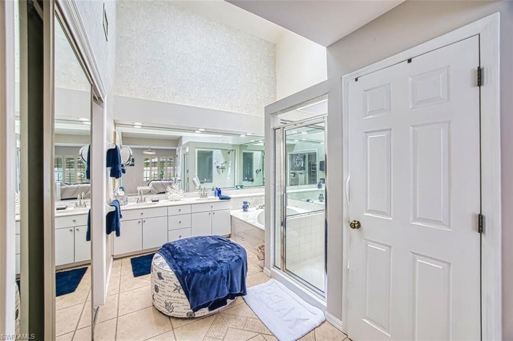5500 Harbour Castle DR-26