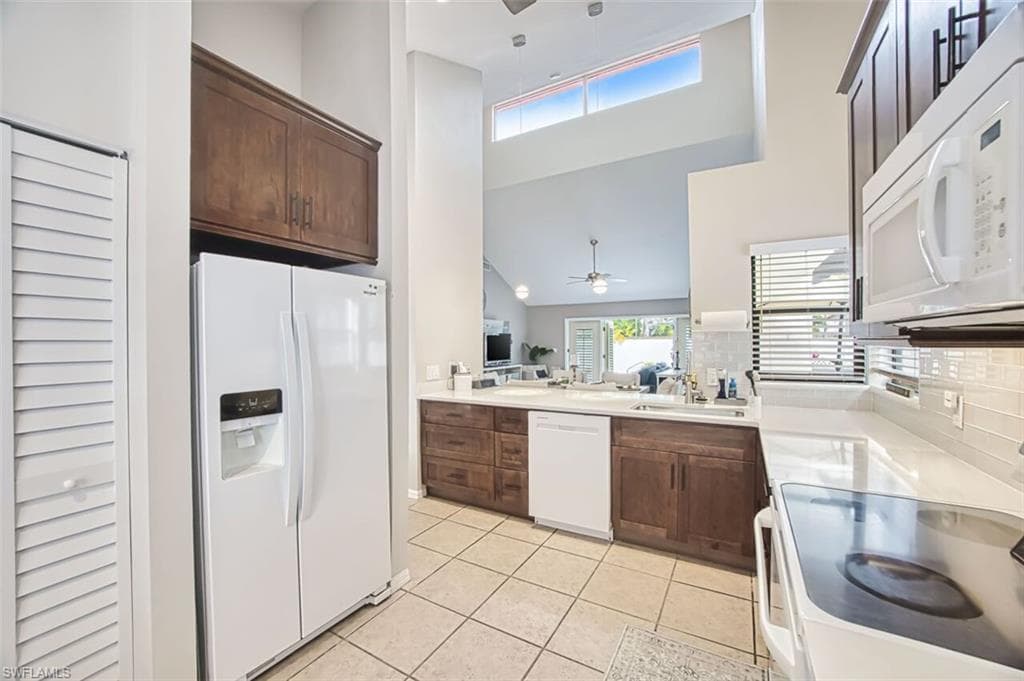 5500 Harbour Castle DR-16