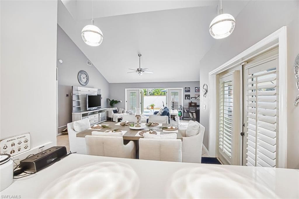 5500 Harbour Castle DR-17