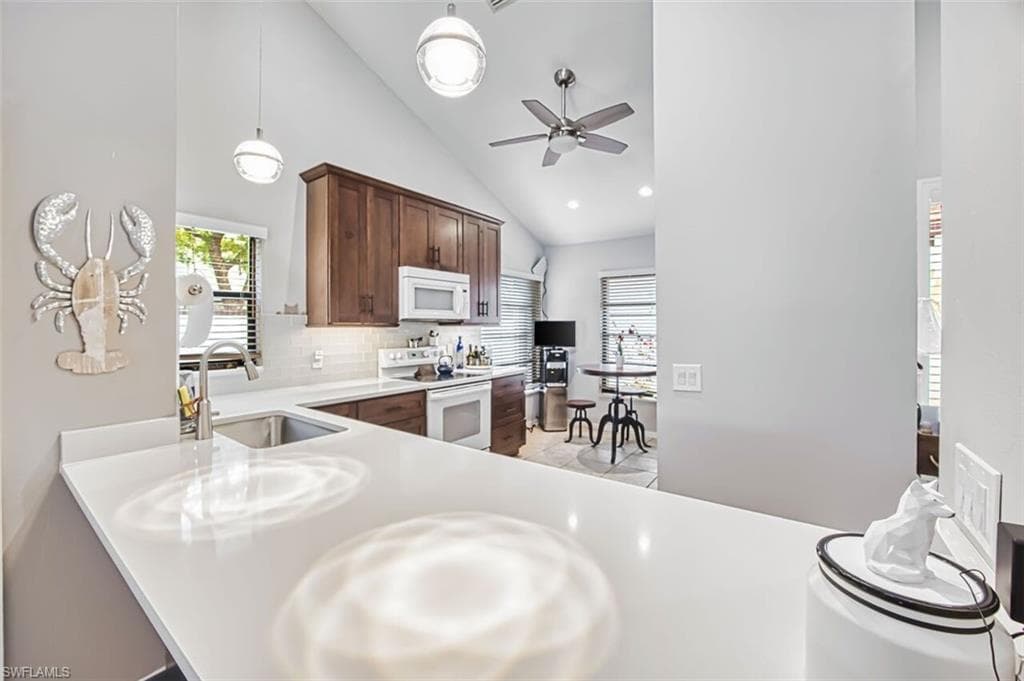 5500 Harbour Castle DR-18