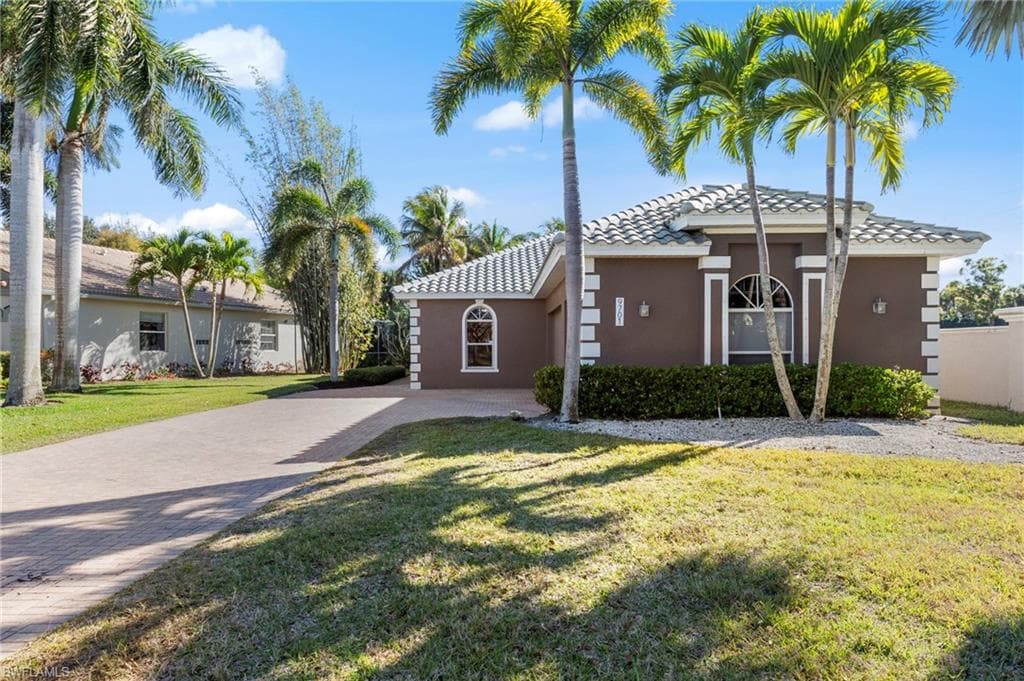 9701 Springlake CIR-2