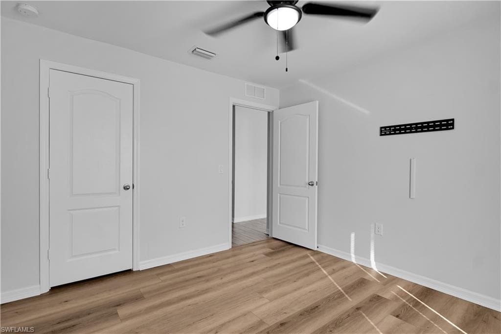843 Lochman DR-21
