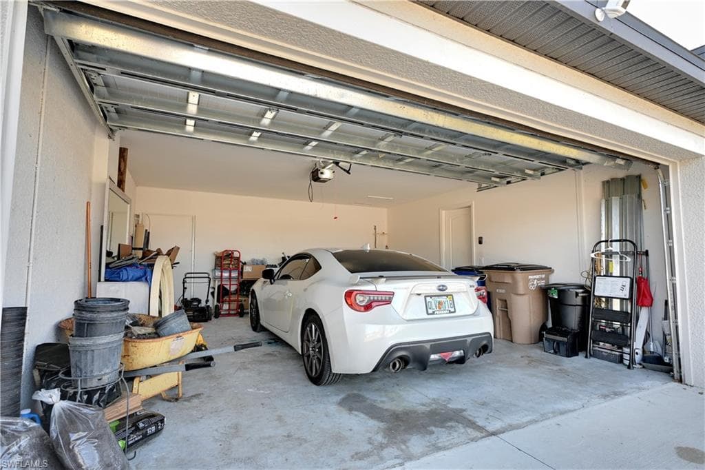 843 Lochman DR-32