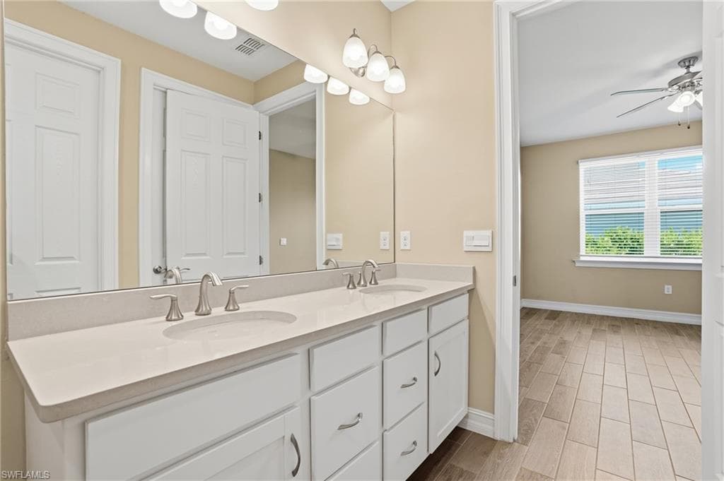 1193 Enbrook LOOP-21