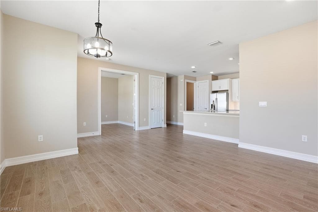 1193 Enbrook LOOP-7
