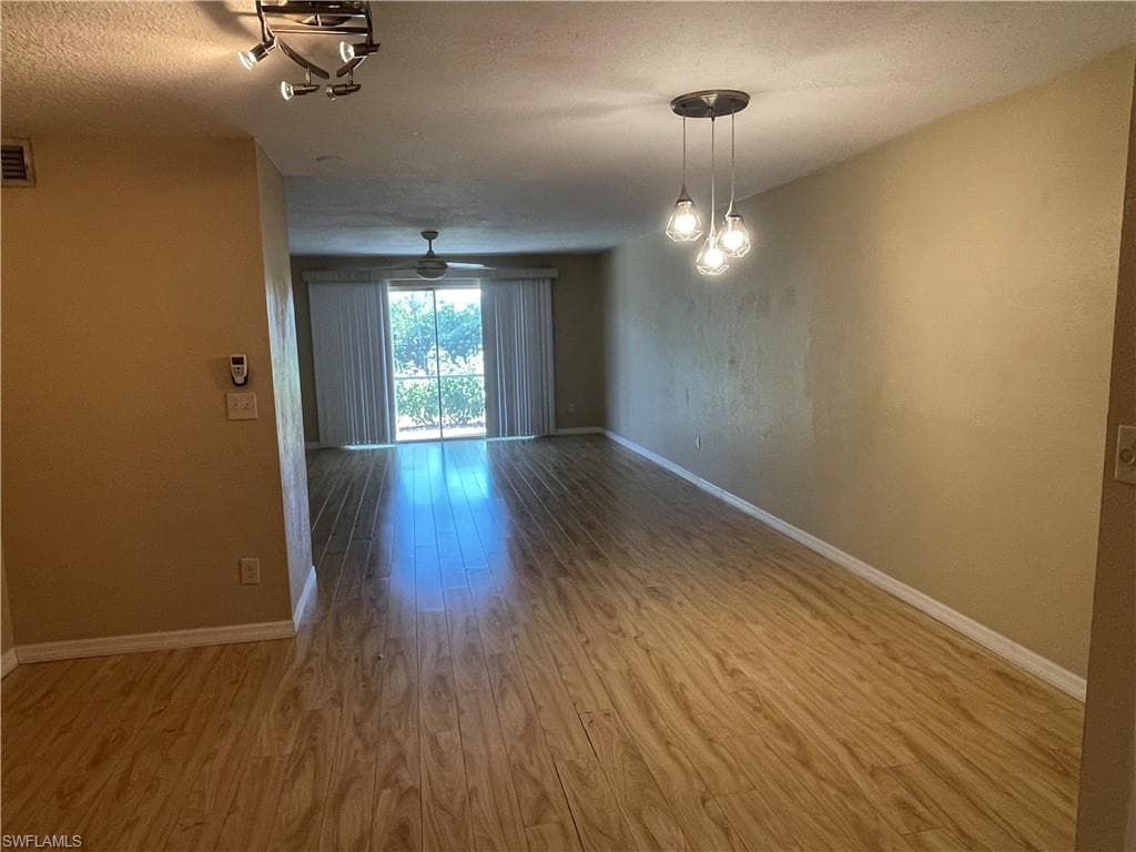 6777 Winkler RD 106-1