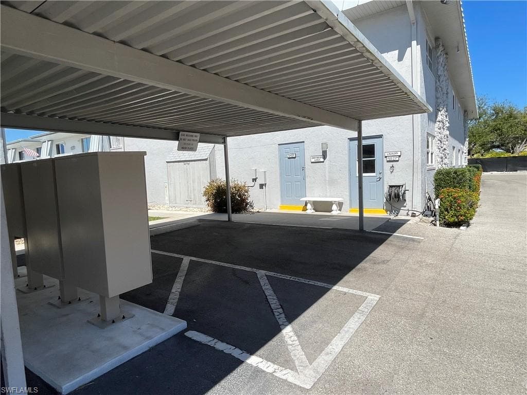 6777 Winkler RD 106-10