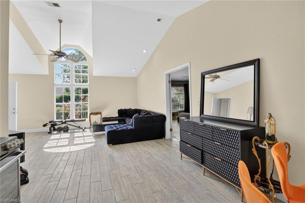 22656 Fountain Lakes BLVD-23