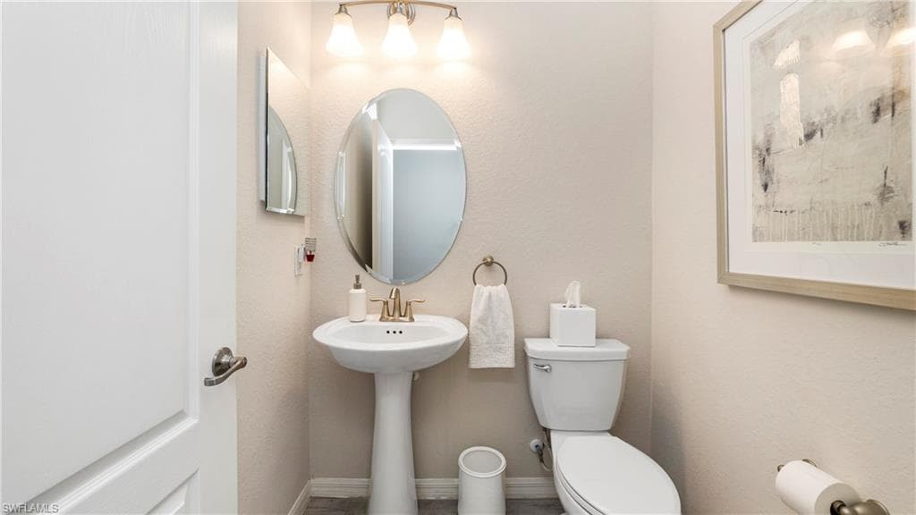 11945 Bay Oak DR, FORT MYERS FL 33913-26