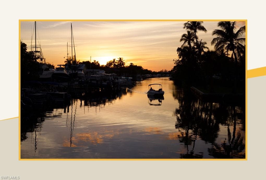 3854 Grove CIR, NAPLES FL 34112-12