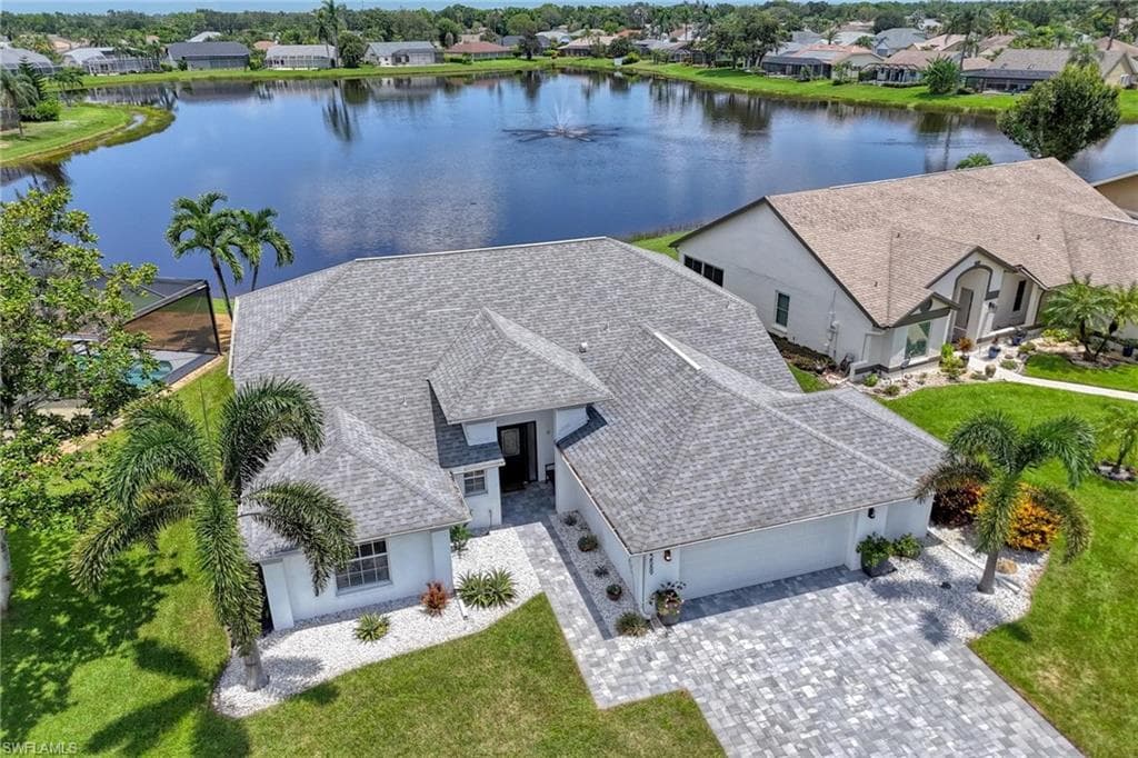 22589 Island Lakes DR, ESTERO FL 33928-1