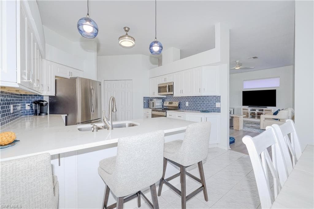 22589 Island Lakes DR, ESTERO FL 33928-13