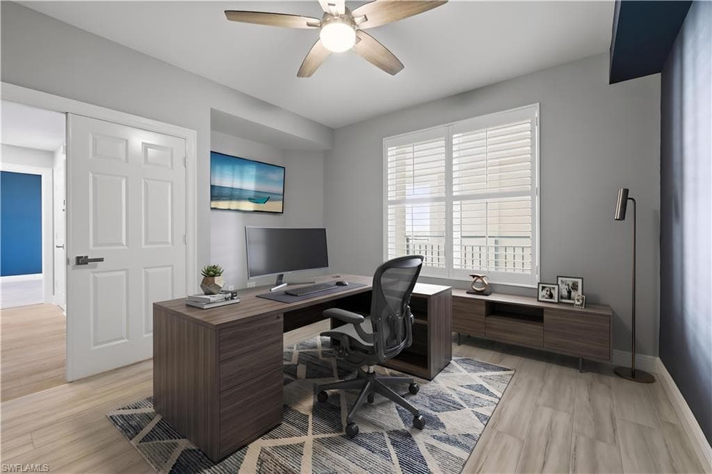 425 Cove Tower Dr 703-26
