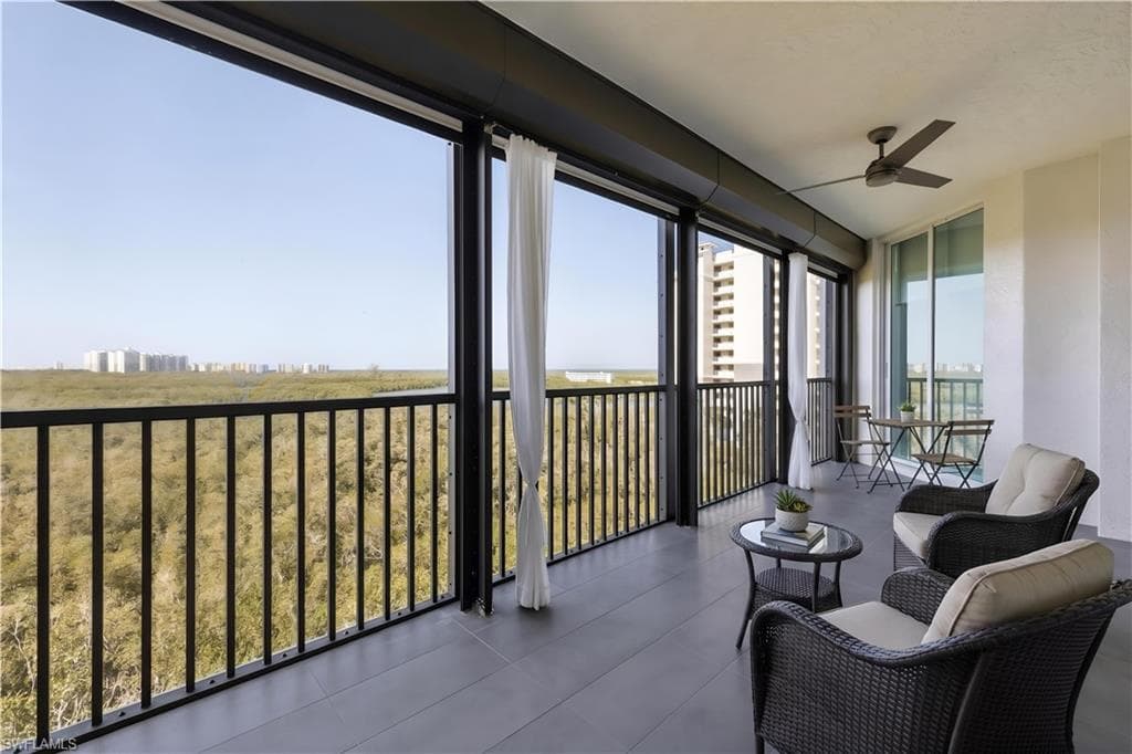 425 Cove Tower Dr 703-34
