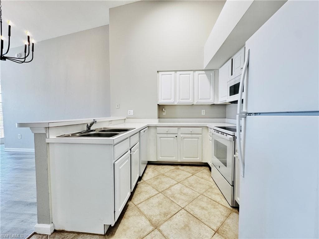 4109 Residence DR 520-12