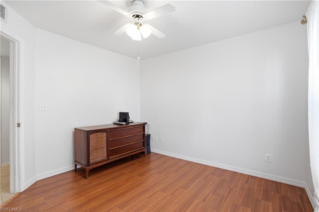 9856 Luna CIR # A101, NAPLES FL 34109-25