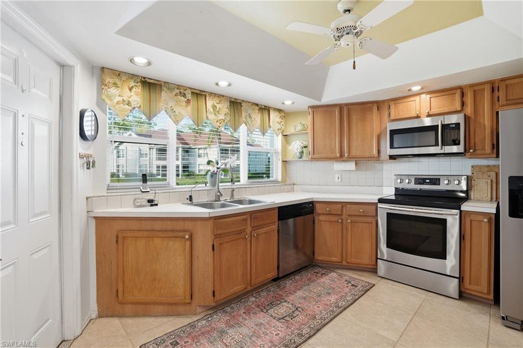 9856 Luna CIR # A101, NAPLES FL 34109-6