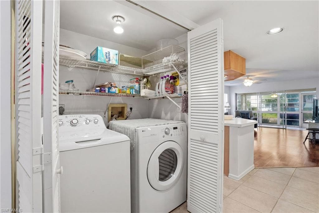 9856 Luna CIR # A101, NAPLES FL 34109-31