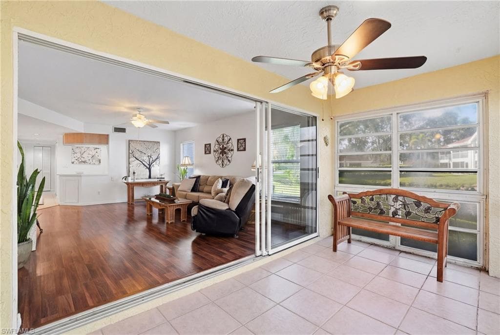9856 Luna CIR # A101, NAPLES FL 34109-32
