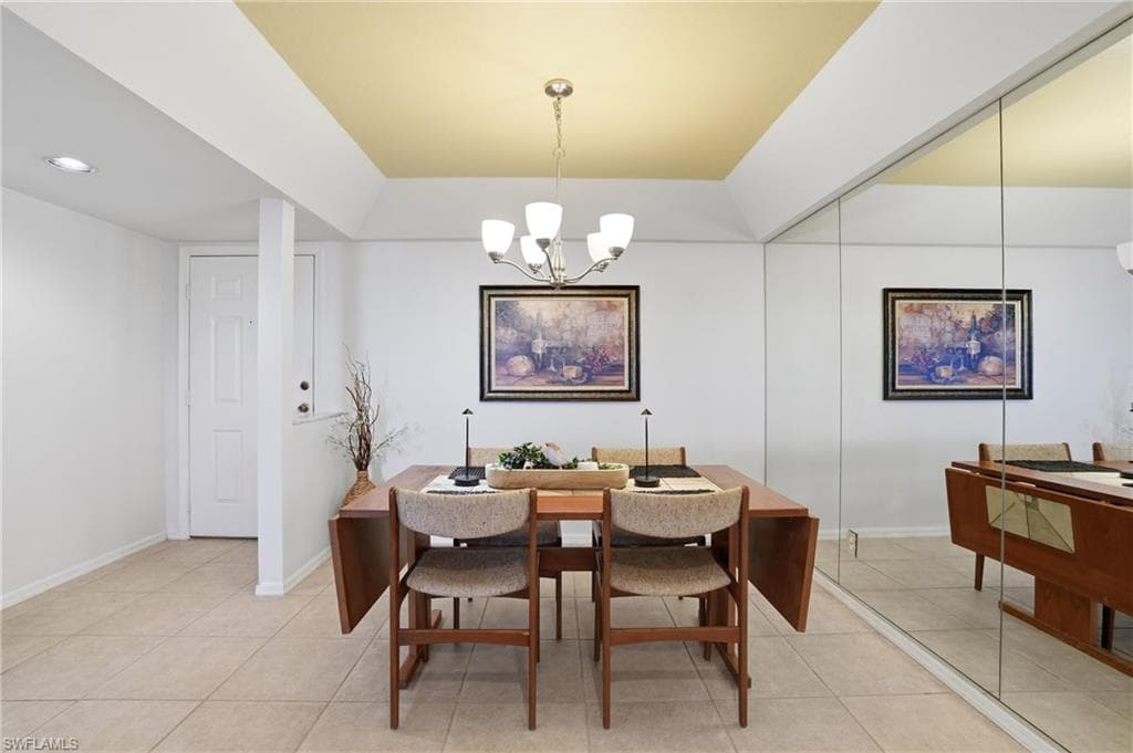 9856 Luna CIR # A101, NAPLES FL 34109-13