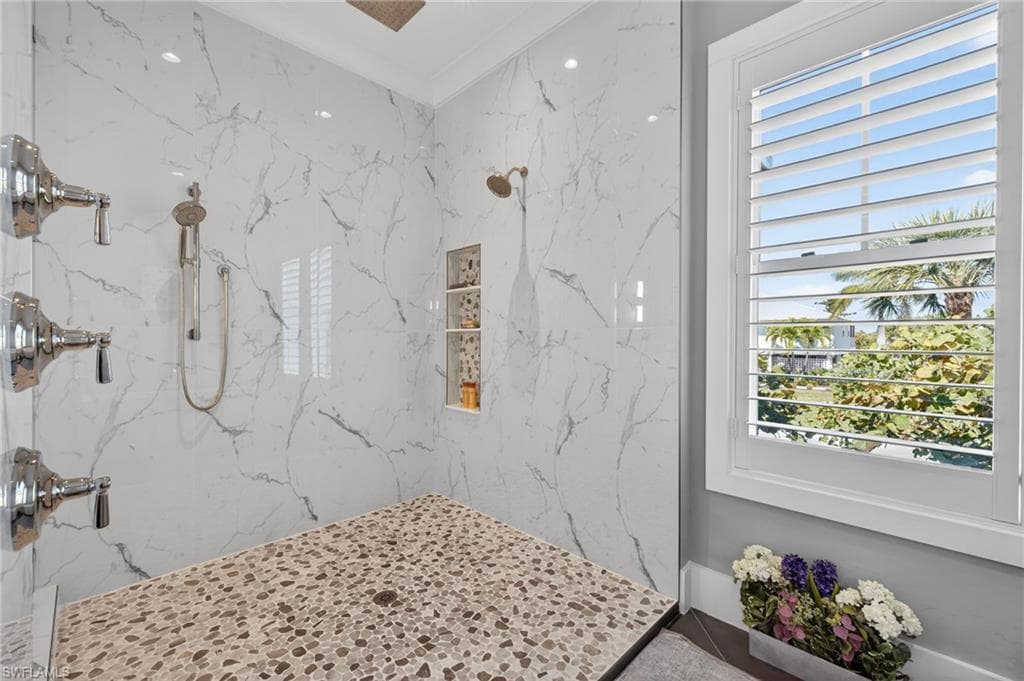 3354 Barra CIR, SANIBEL FL 33957-21
