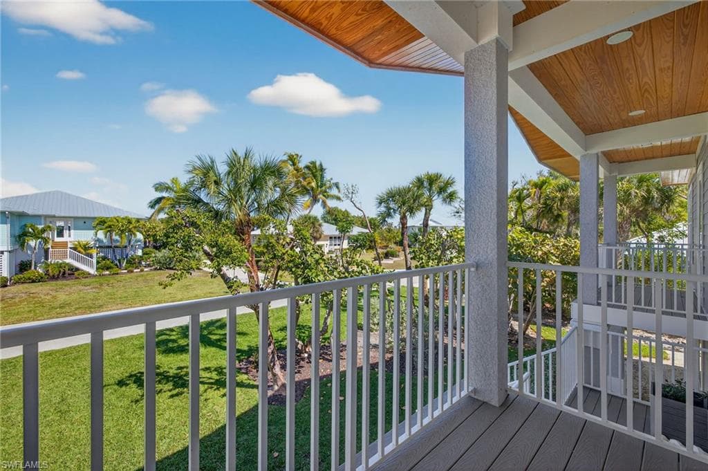 3354 Barra CIR, SANIBEL FL 33957-32