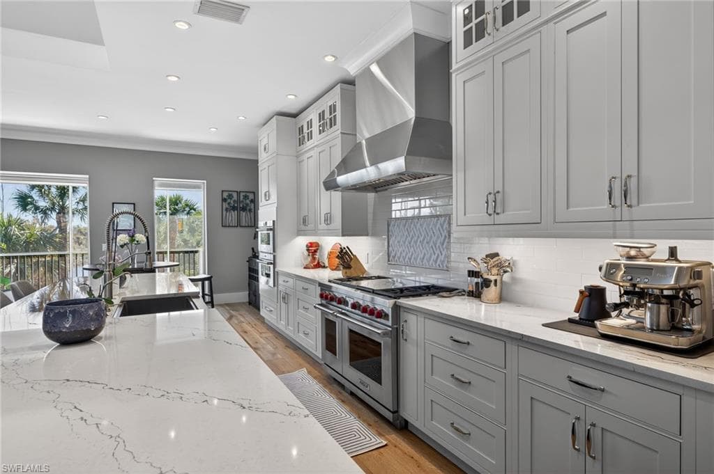 3354 Barra CIR, SANIBEL FL 33957-13