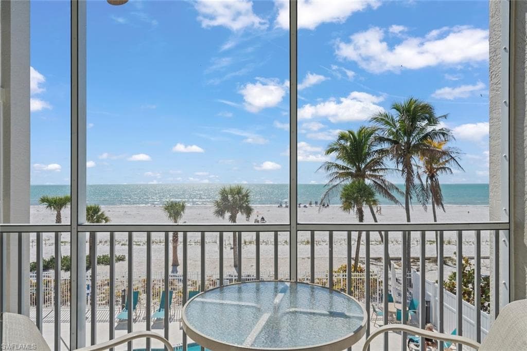 5480 Estero BLVD 103-41